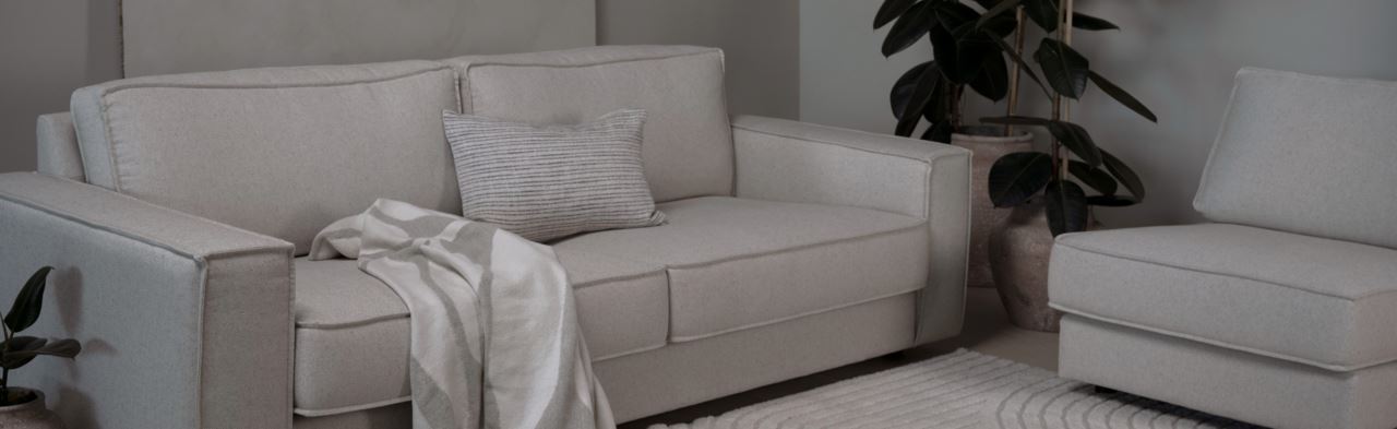 Soffa till litet vardagsrum