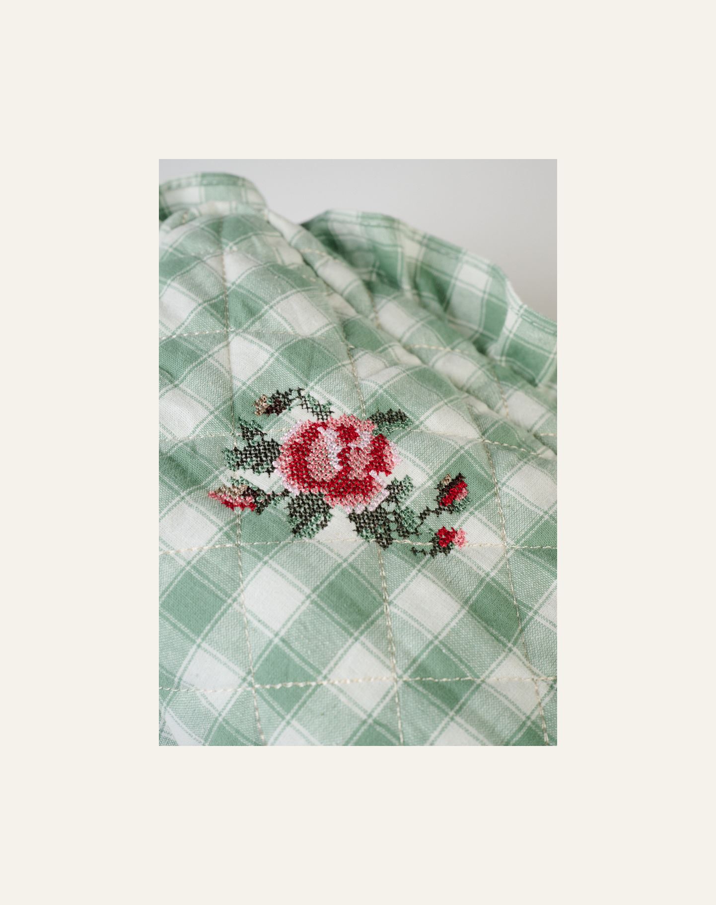 Neccessär grön - 2