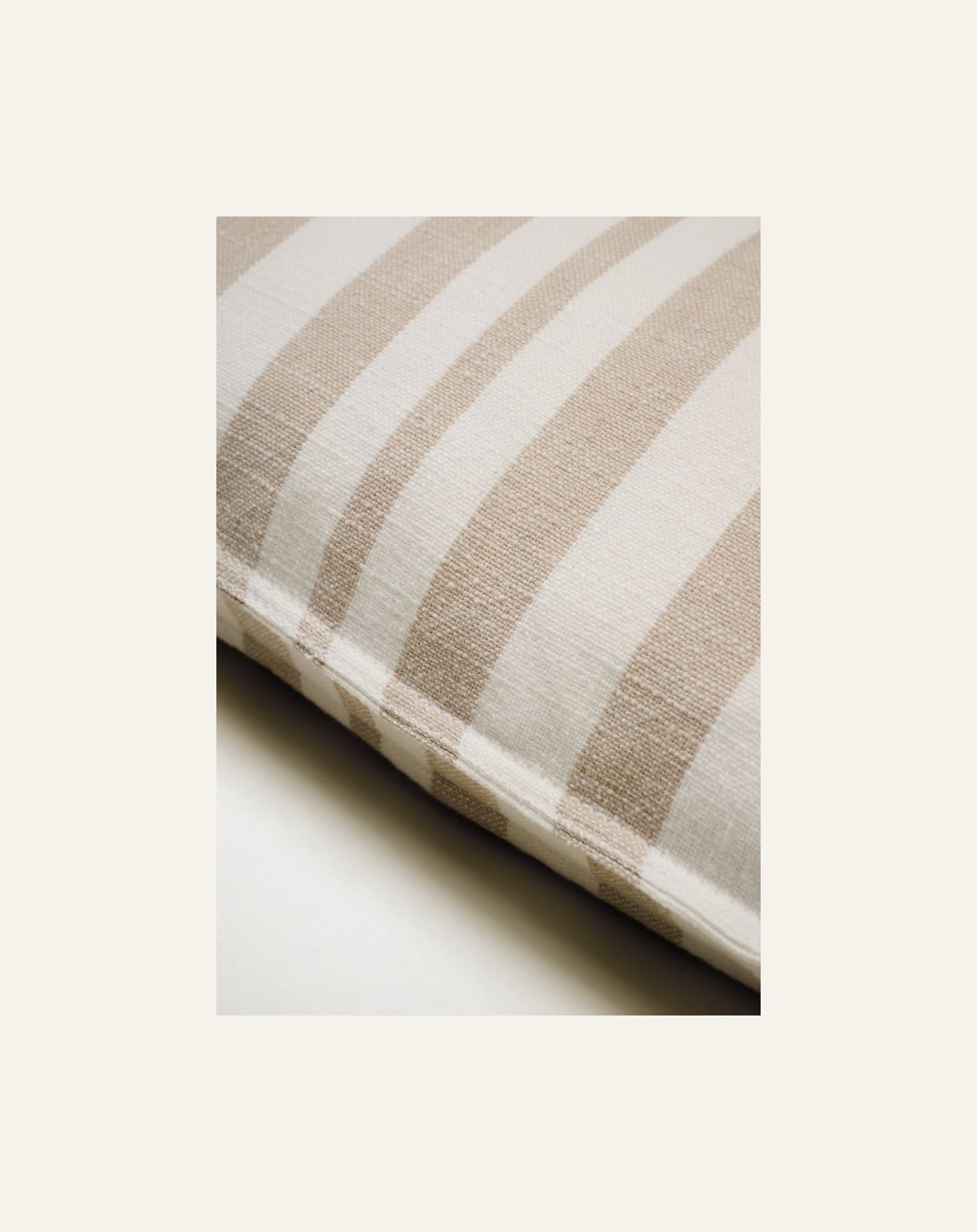 Prydnadskudde beige - 2