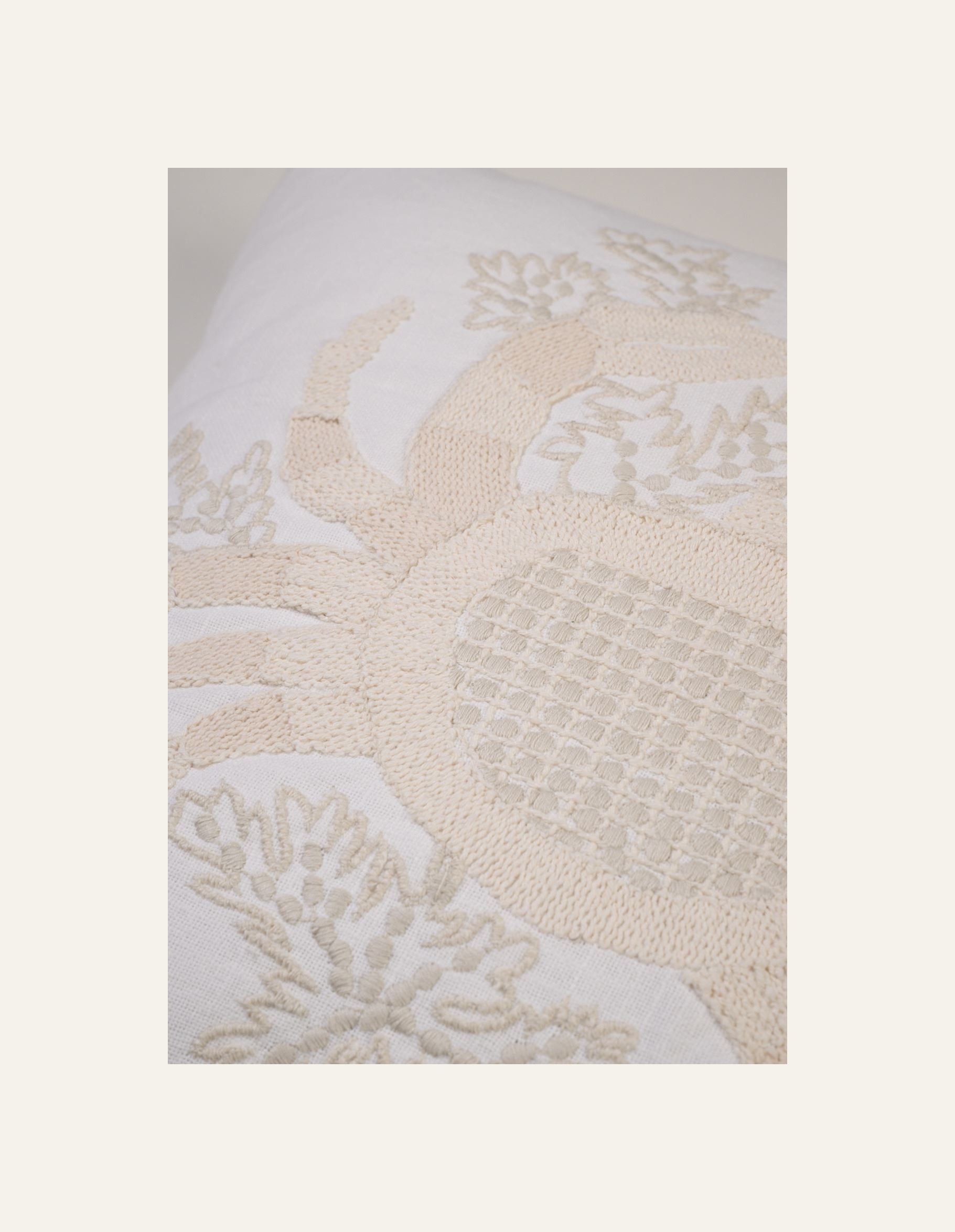 Prydnadskudde vit - 2