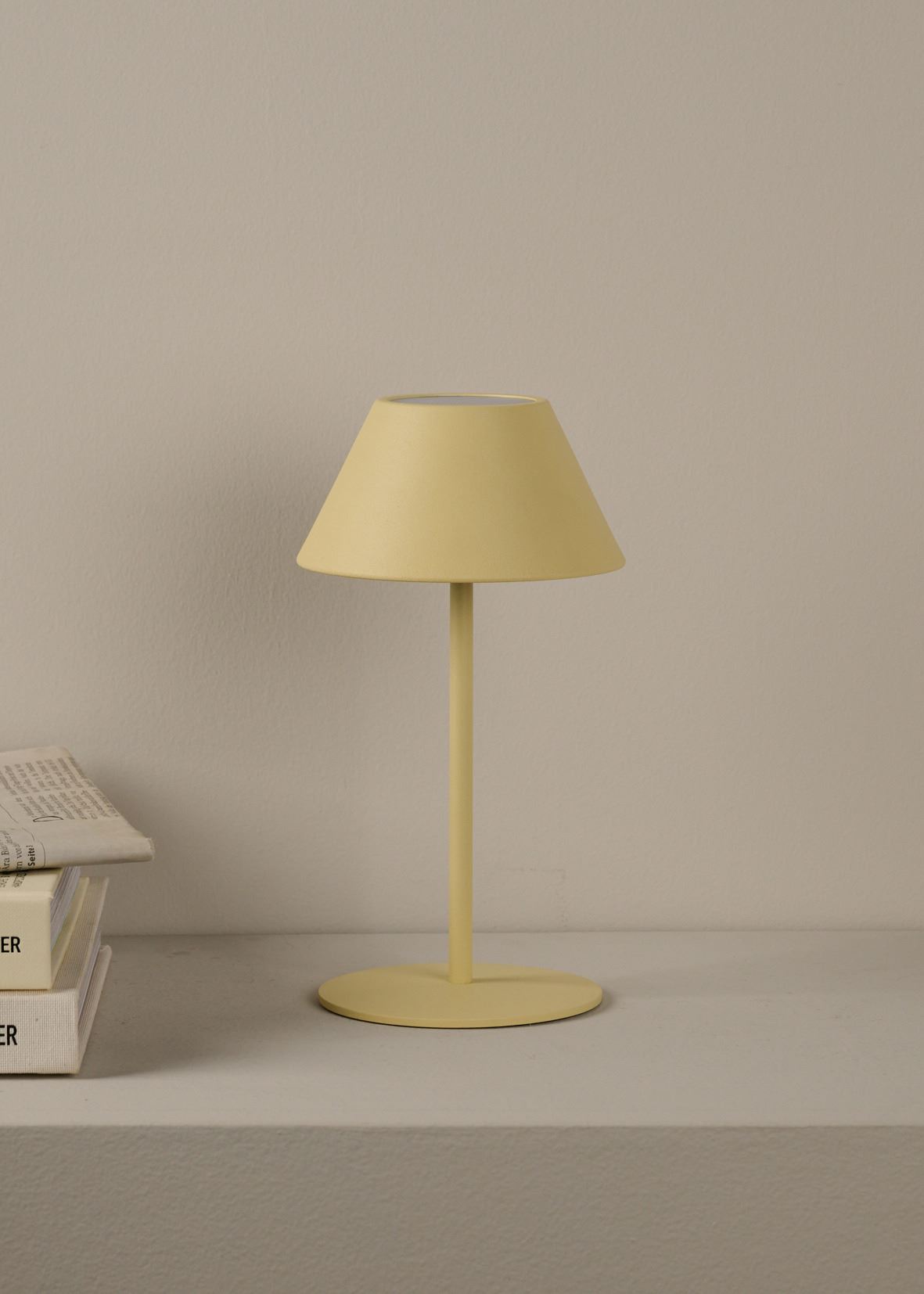 Batteridriven lampa ljusgul - 2