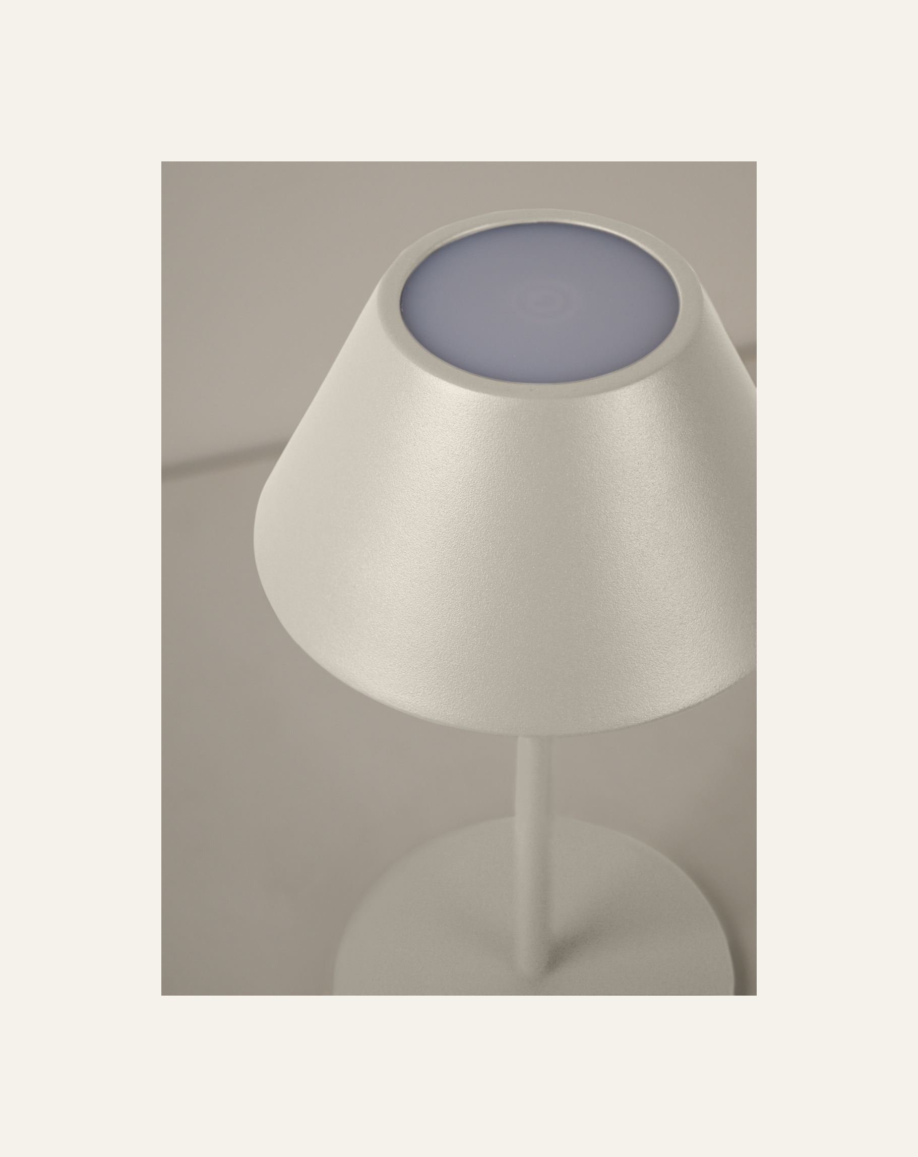 Batteridriven lampa ljusbeige - 4
