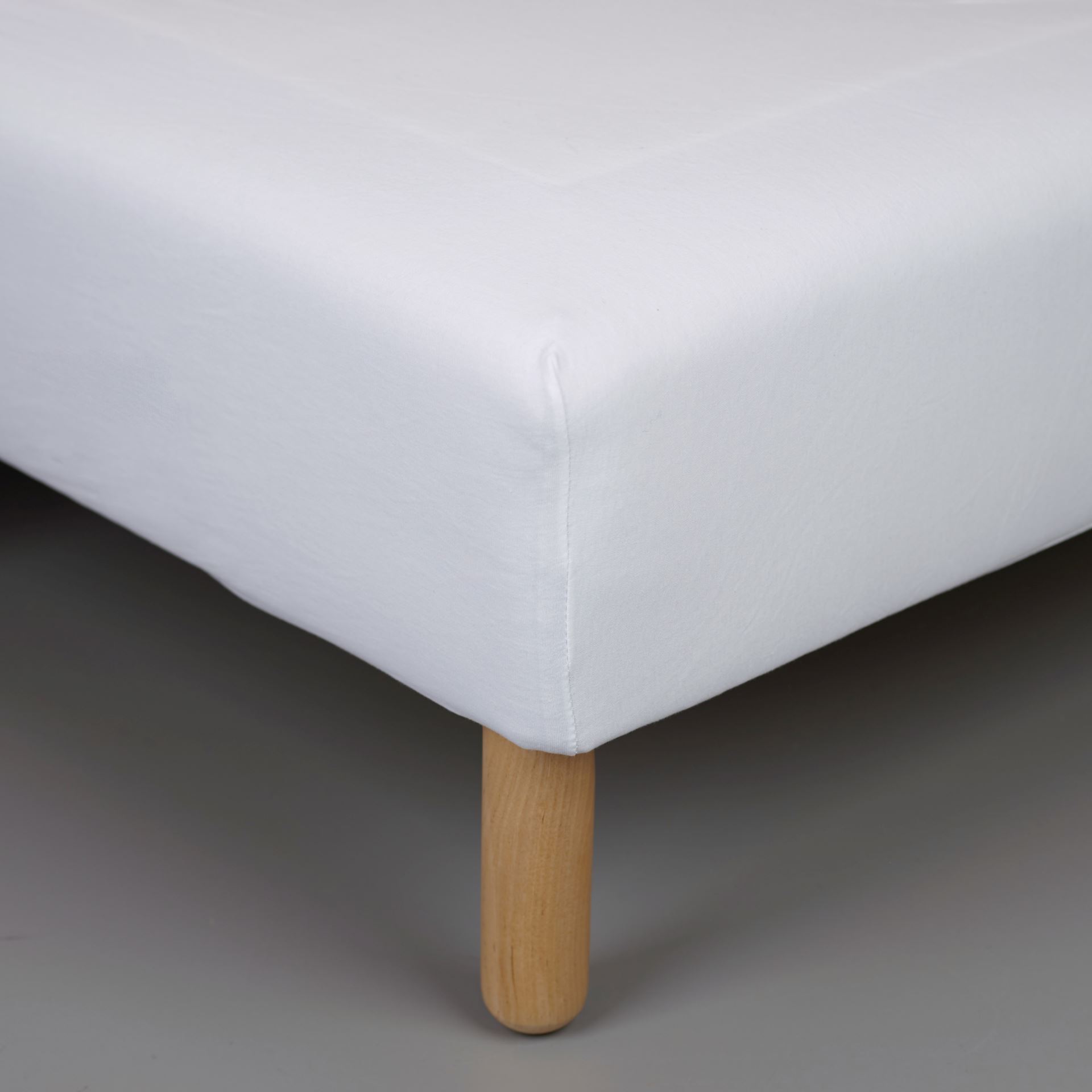 Dra-på-lakan vit - 2