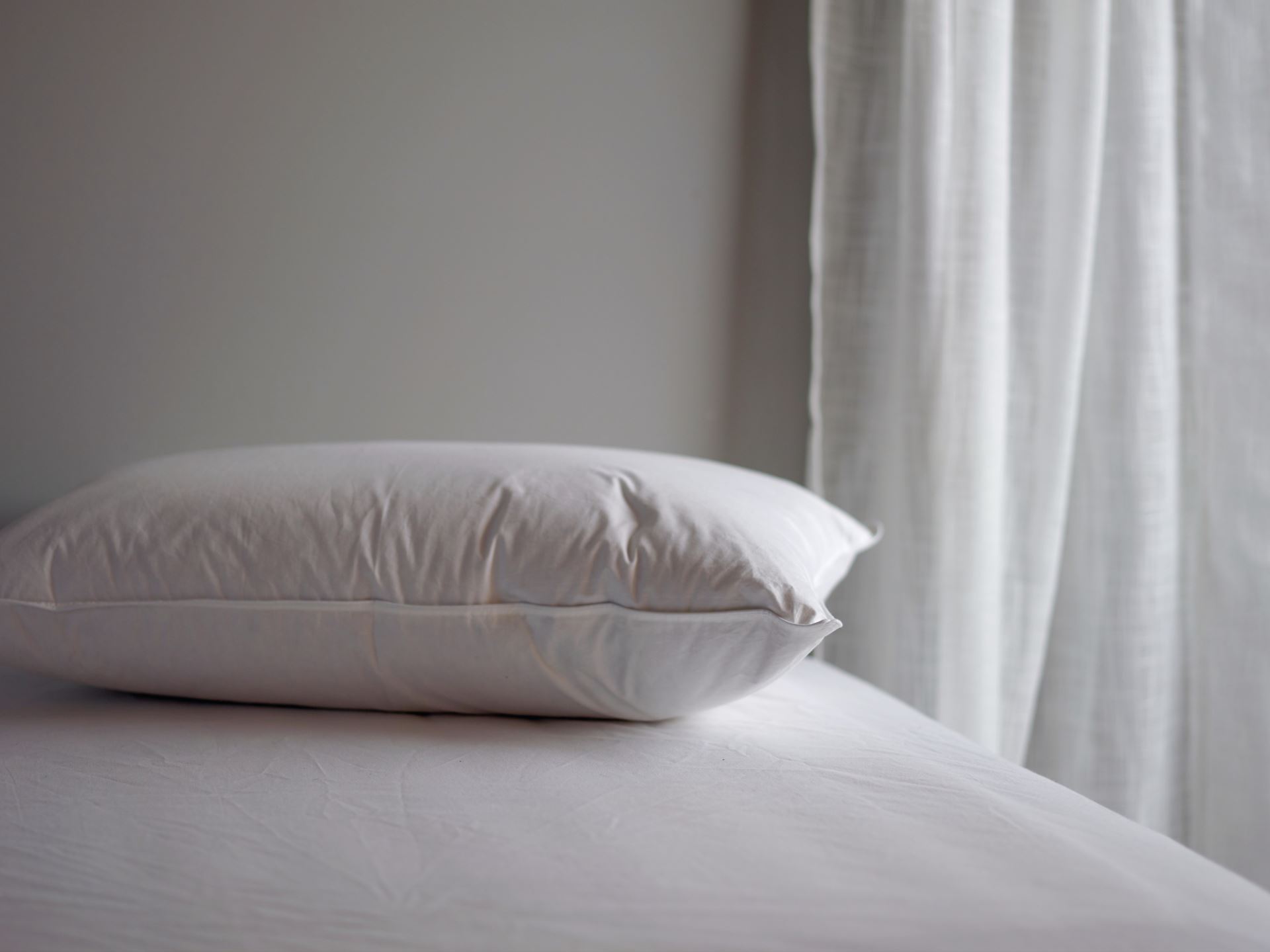 Medelhög dunkudde vit - 4