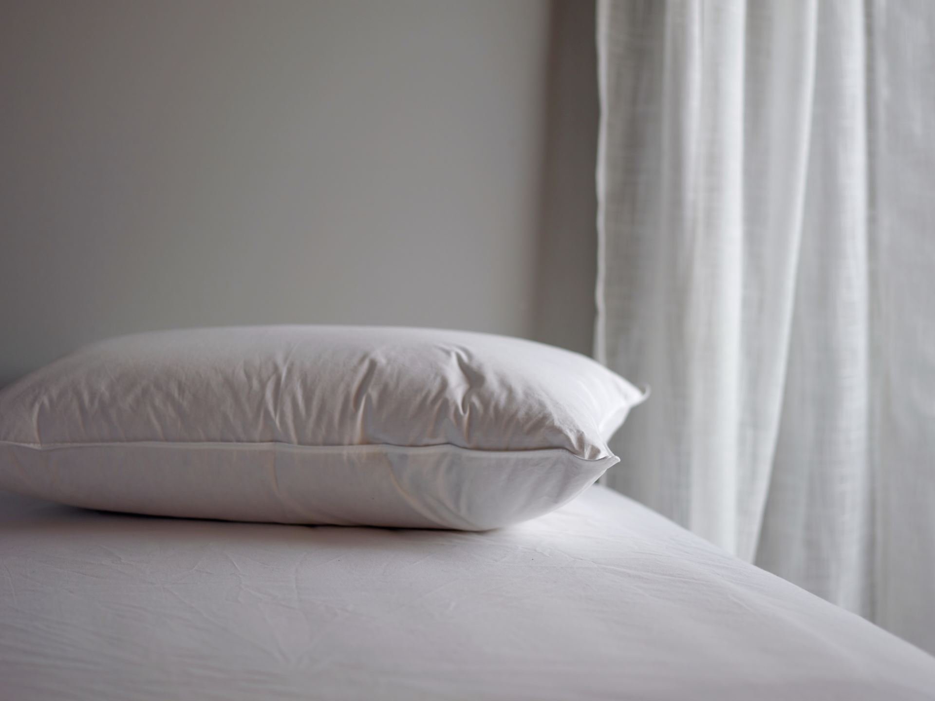 Medelhög dunkudde vit - 4