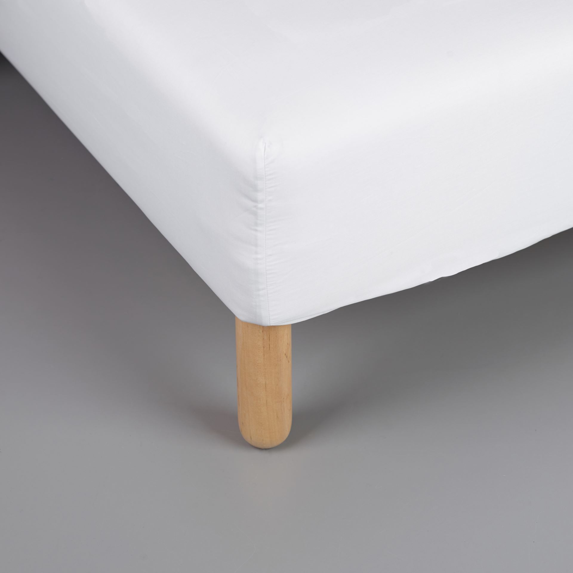 Dra-på-lakan vit - 2