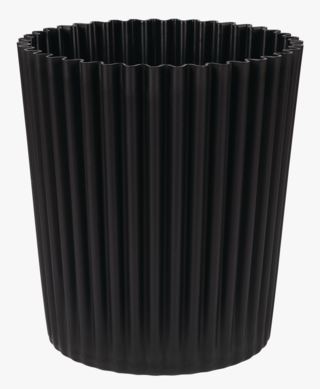 Vita blomkruka svart