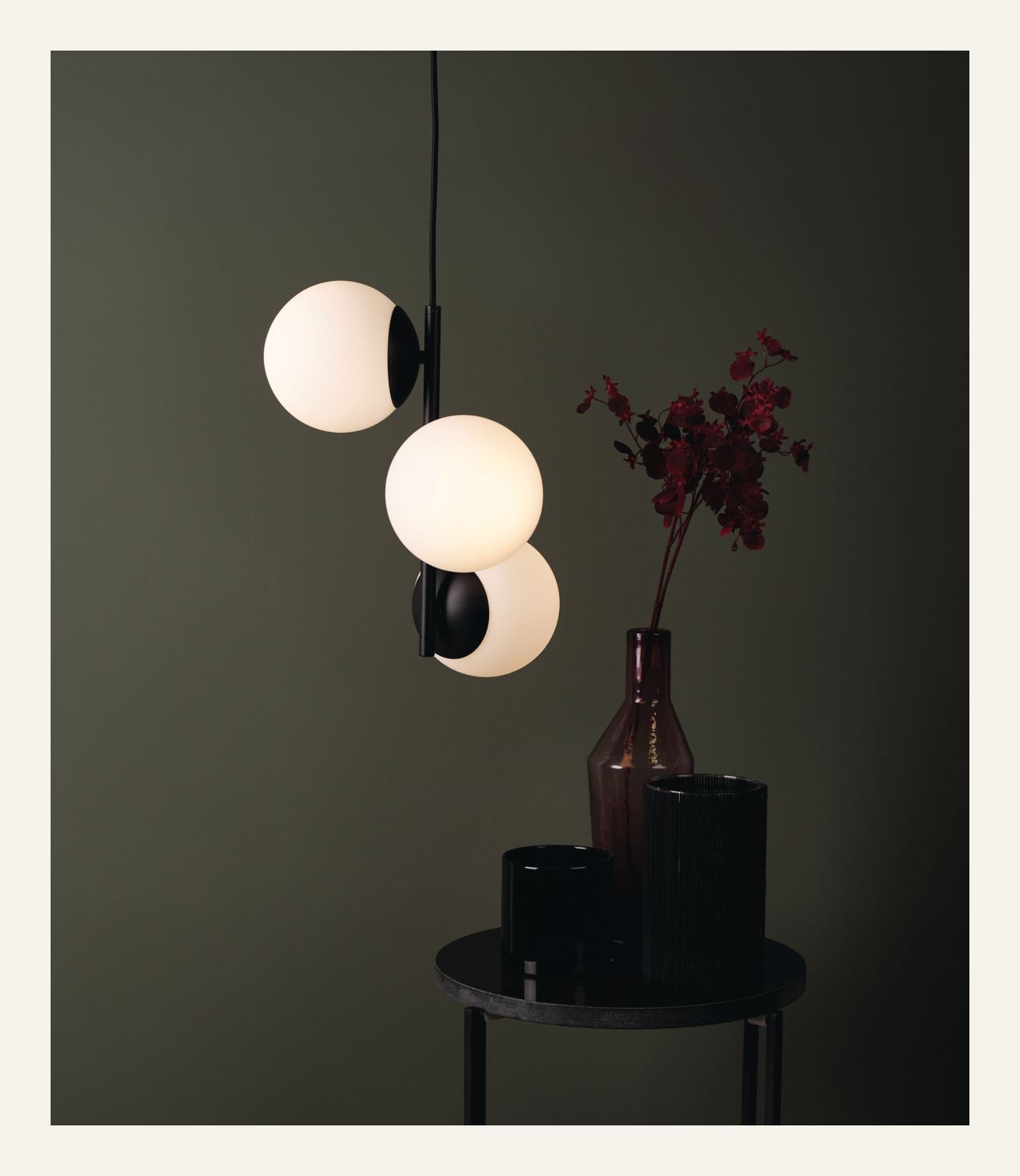 bella-taklampa-svart-hemtex