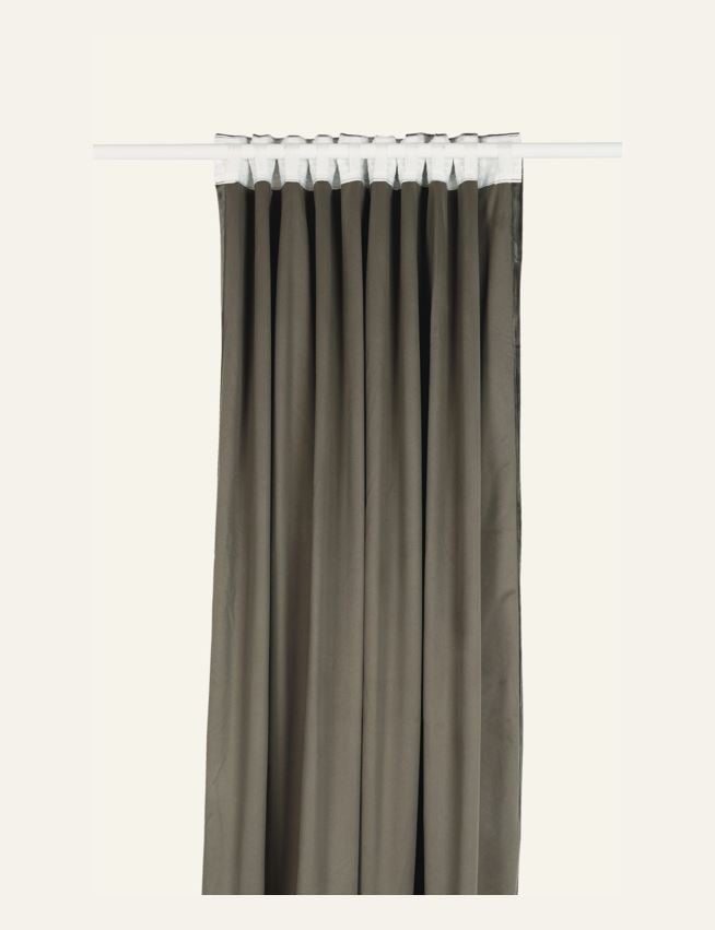 Gardin grå - 2