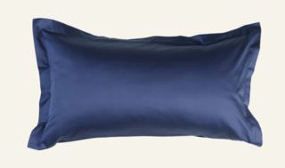 Soft Satin örngott i satin mörkblå