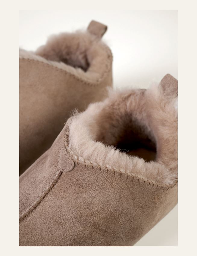 Fårskinnstofflor sand - 2