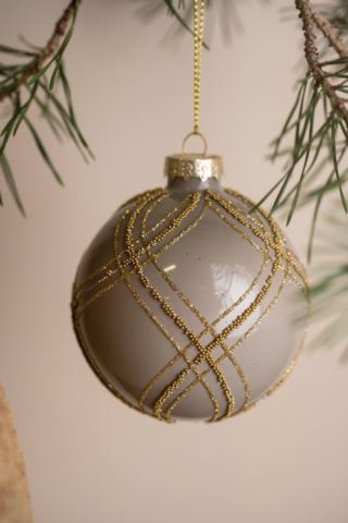 Florentina julgranskula ljusbrun