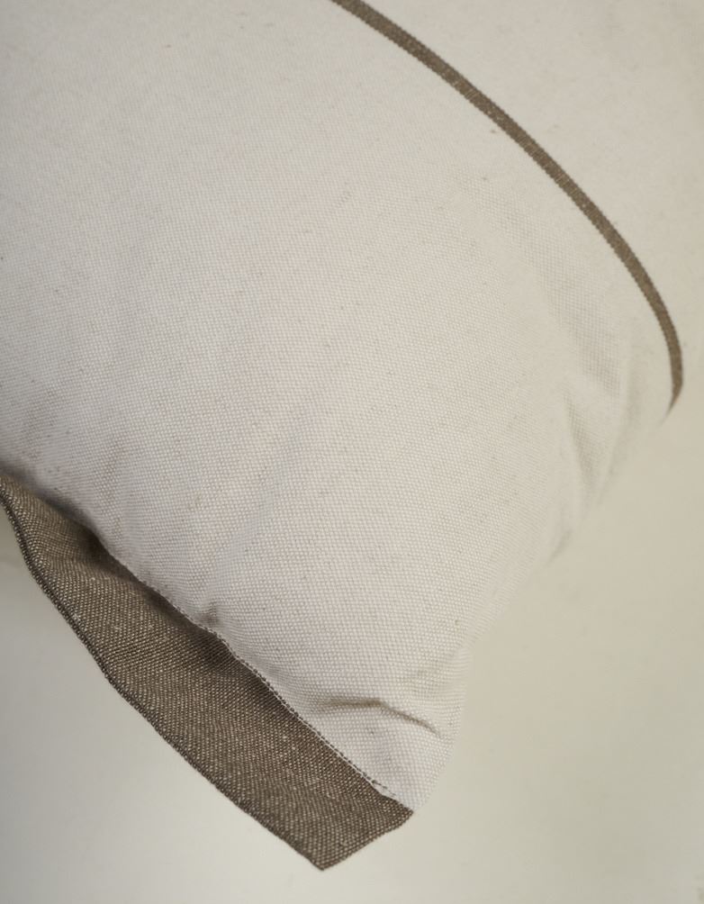 Prydnadskudde brun - 2