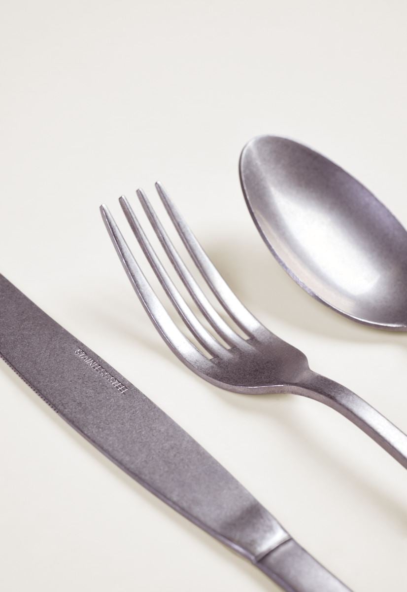 Bestick 4 delar stål - 4