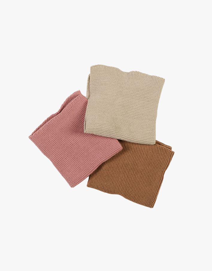 Stickad trasa multi/rosa - 26x26 cm multi/rosa - 1