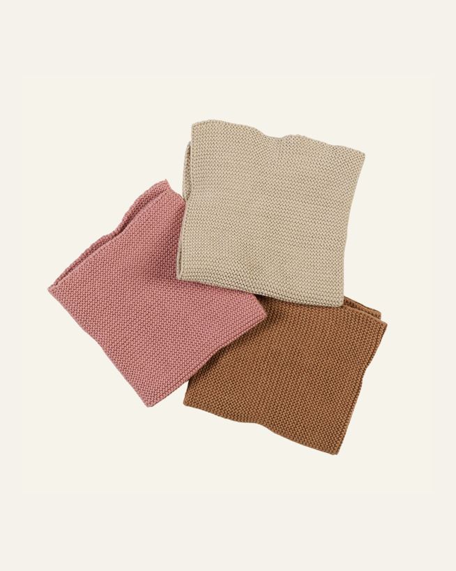 Stickad trasa multi/rosa - 26x26 cm multi/rosa - 1