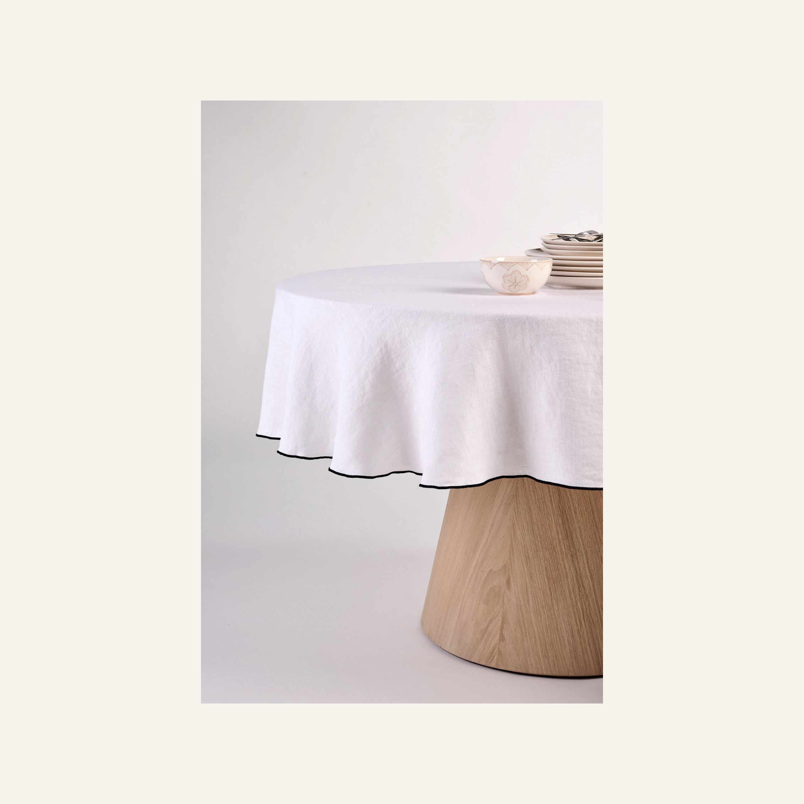 Rund linneduk vit - 4