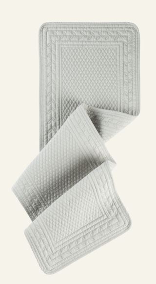 Leander bordslöpare ljusbeige