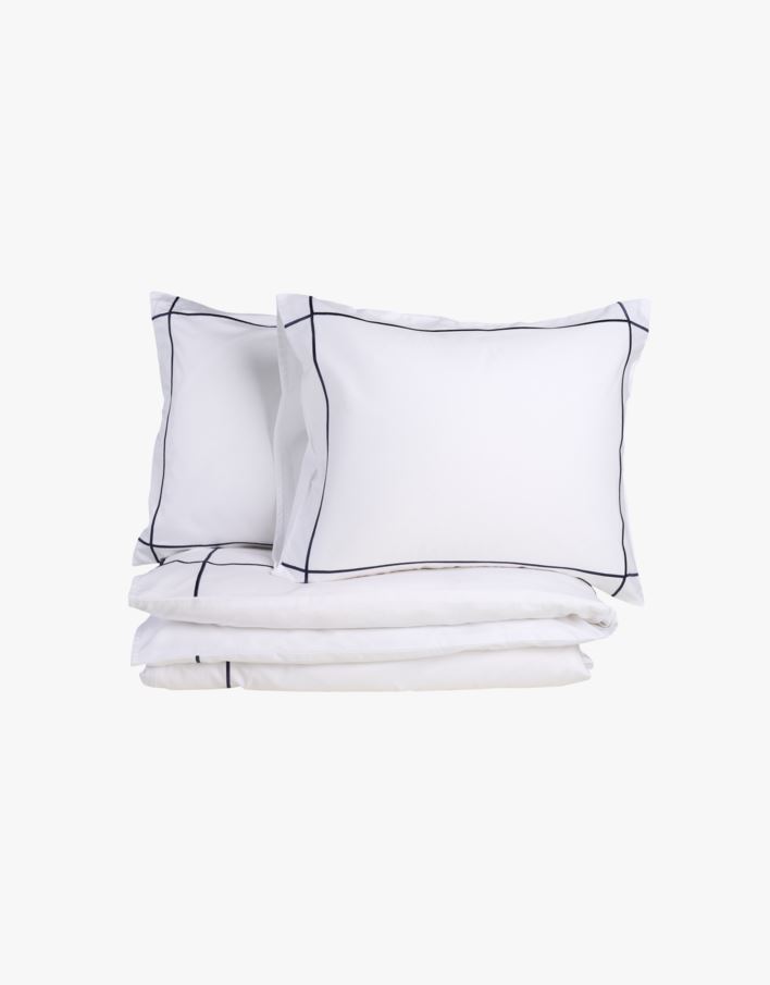 Påslakanset i satin mörkblå - 230x220 cm mörkblå - 1