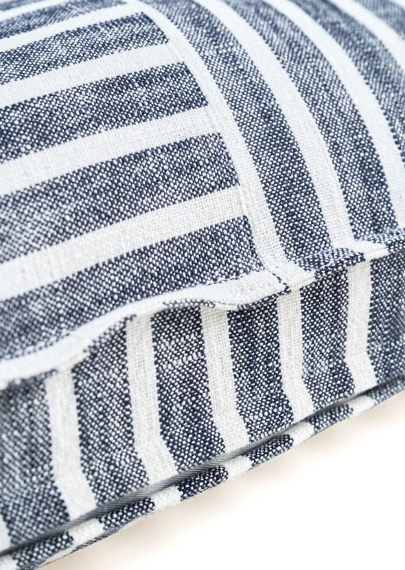 Prydnadskudde mörkblå - 2