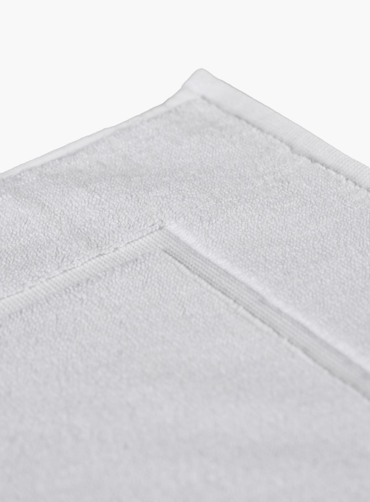 Badrumsmatta vit - 2