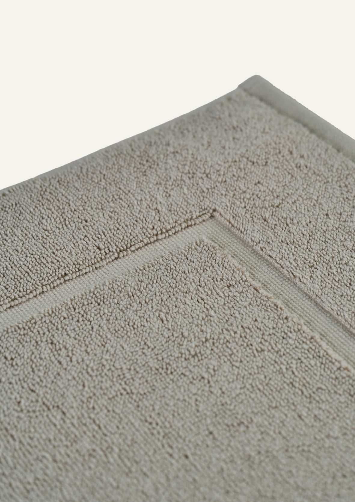 Badrumsmatta beige - 2