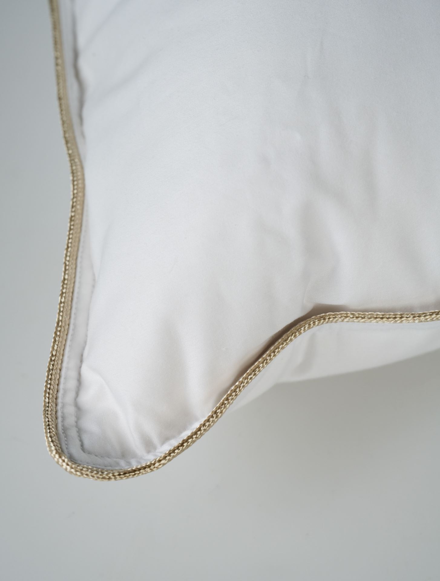 Medelhög dunkudde vit - 3