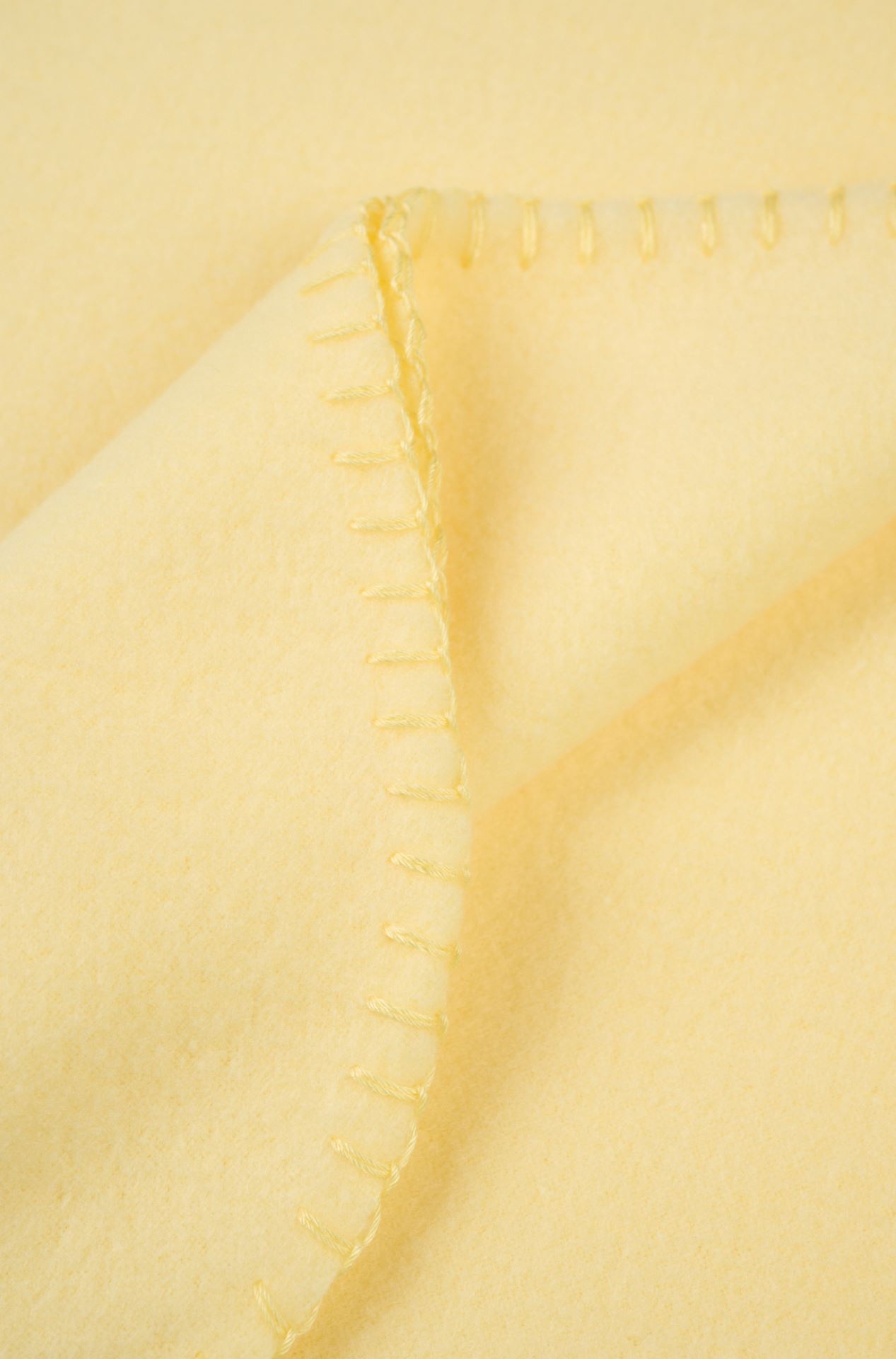 Fleecepläd ljusgul - 2