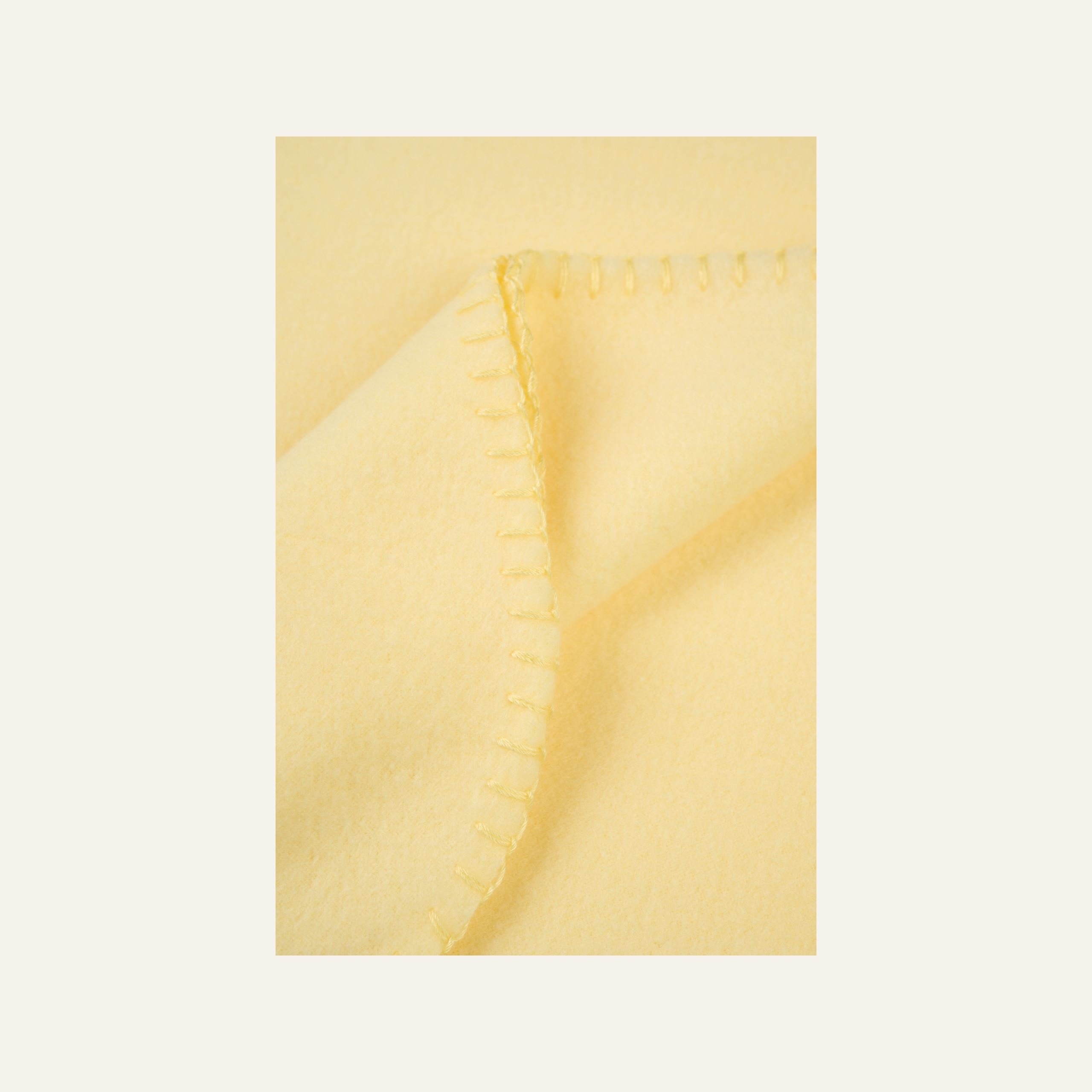 Fleecepläd ljusgul - 2