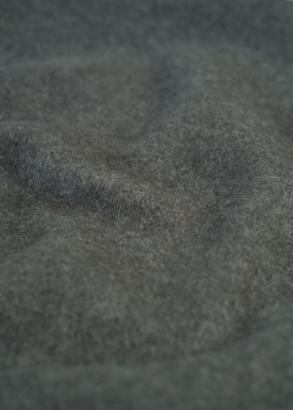 Fleecepläd mörkgrå - 2