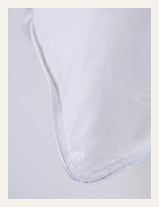 Medelhög fjäderkudde vit - 4