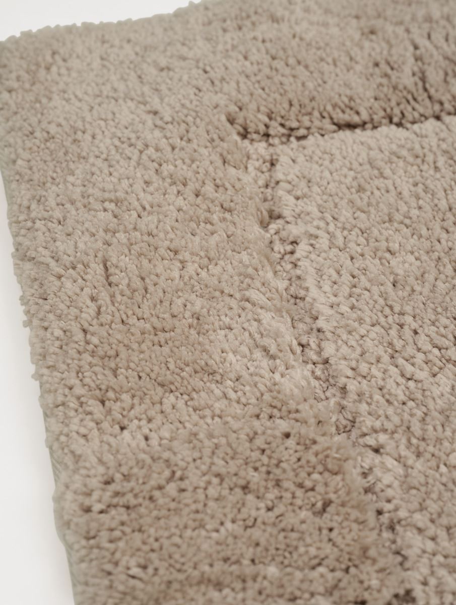 Badrumsmatta beige - 2