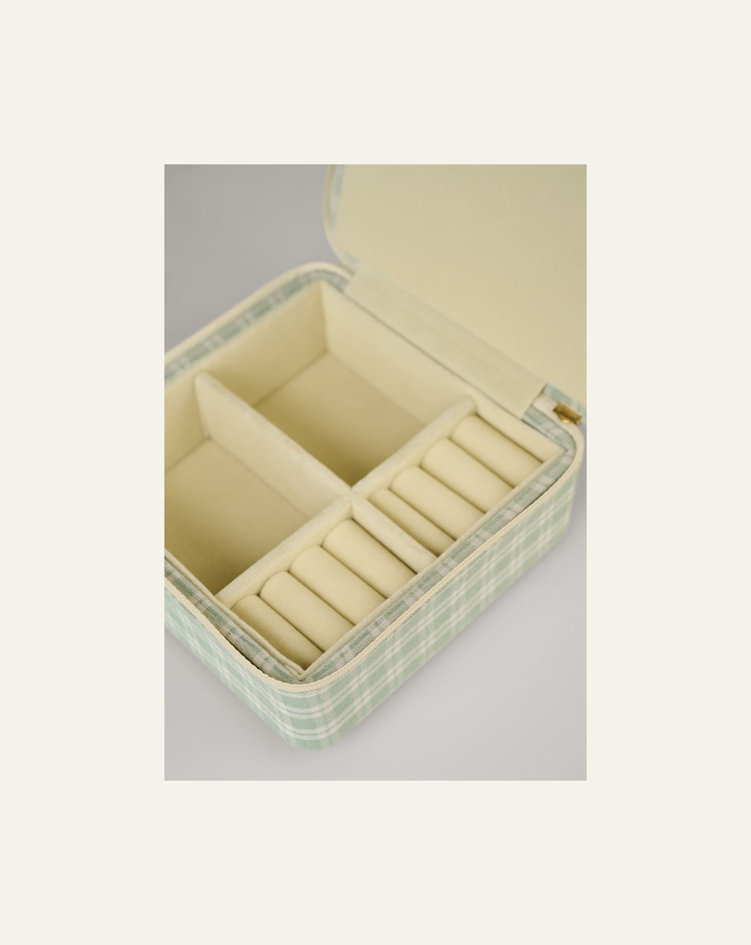 Smyckeskrin med dragkedja ljusgrön - 3