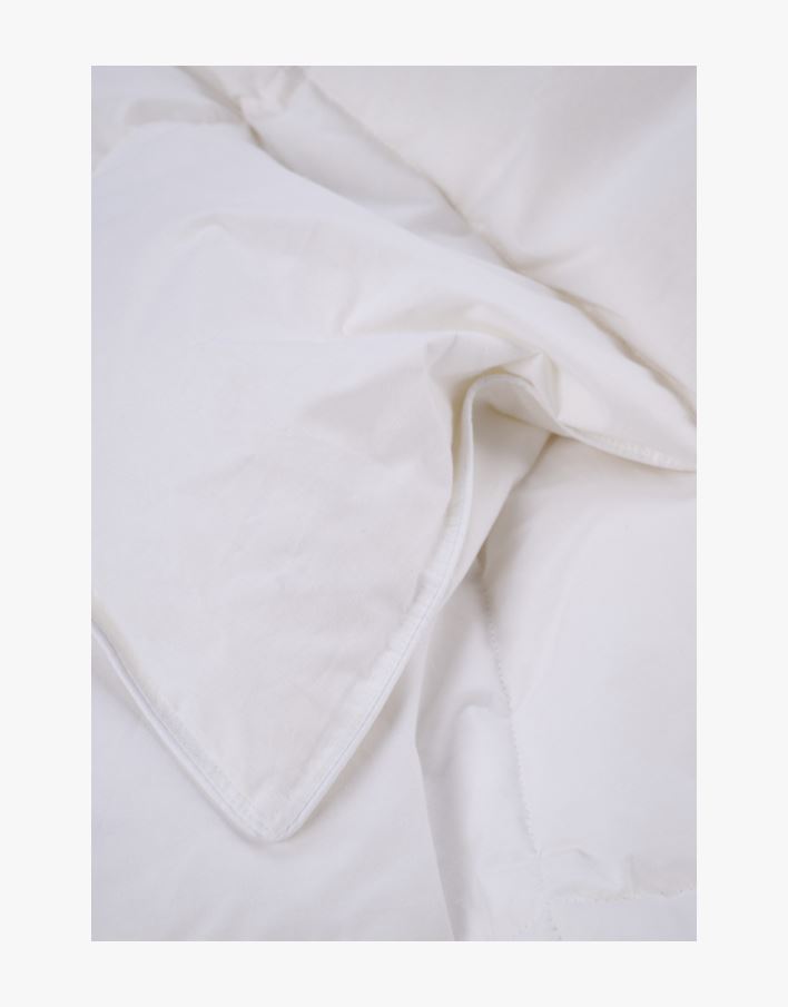 Medelvarmt duntäcke vit - 150x210 cm vit - 1