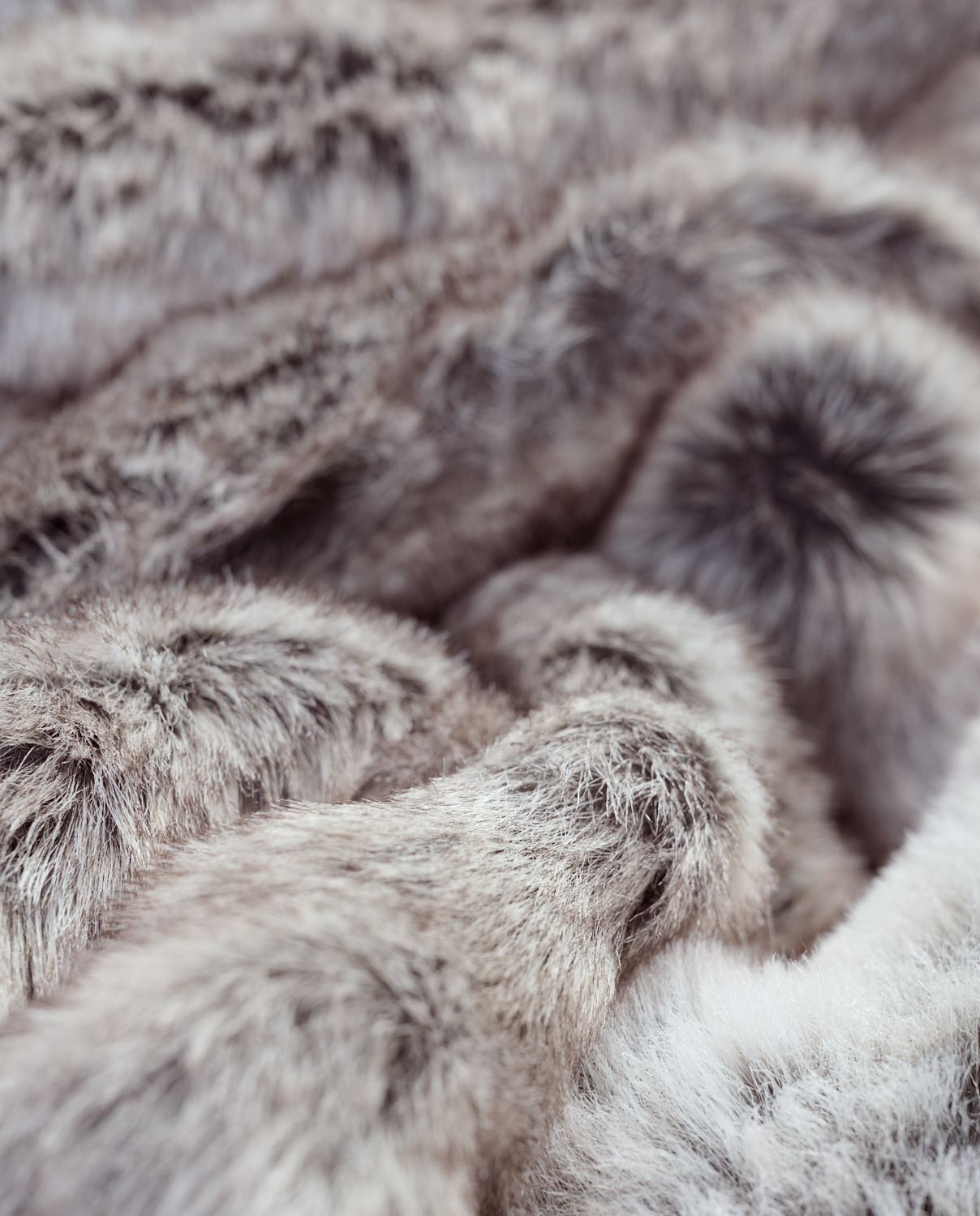 Pläd i pälsimitation grå - 4