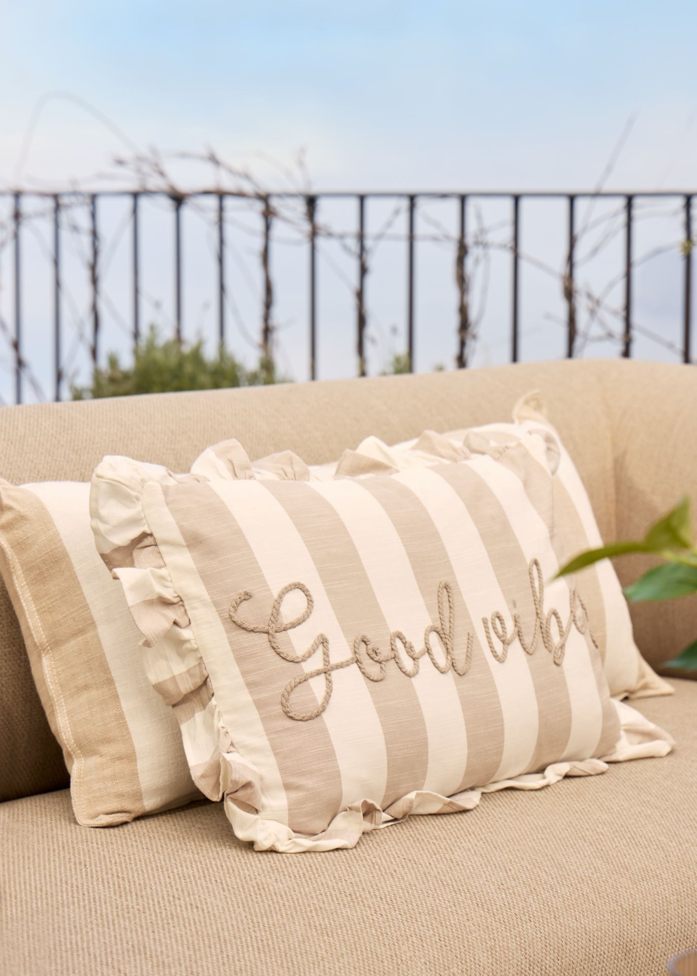 Prydnadskudde beige - 2