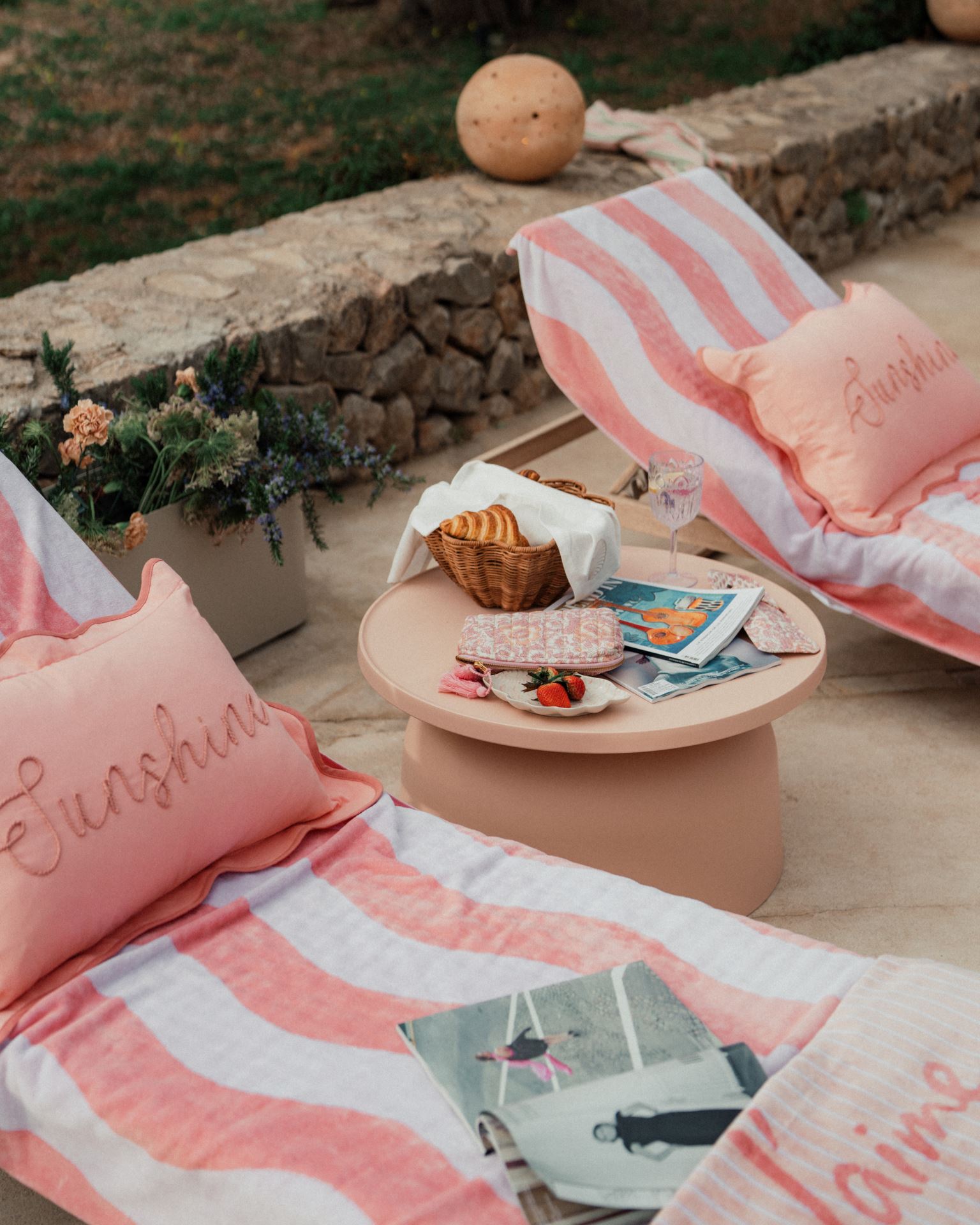 Trädgårdsbord puderrosa - 2