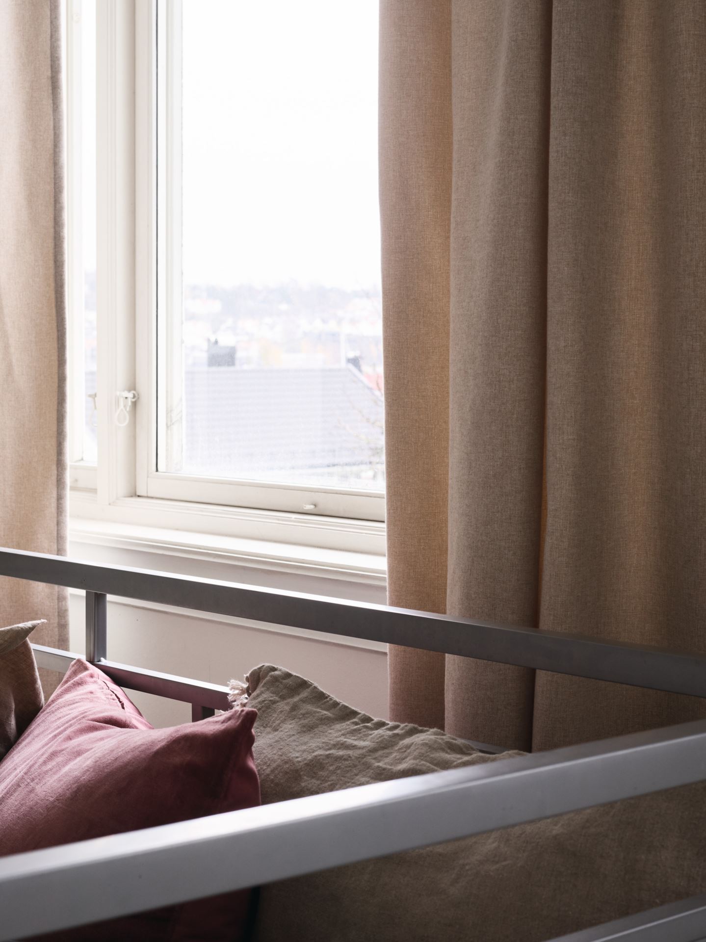 Ljusdämpande gardin beige - 6