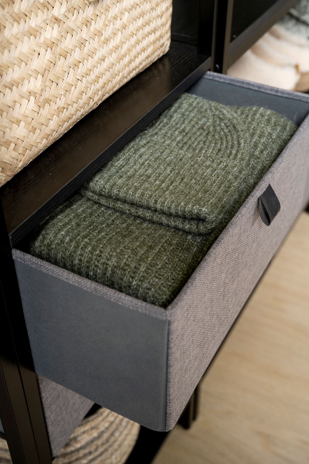 Klädhängare svart - 6