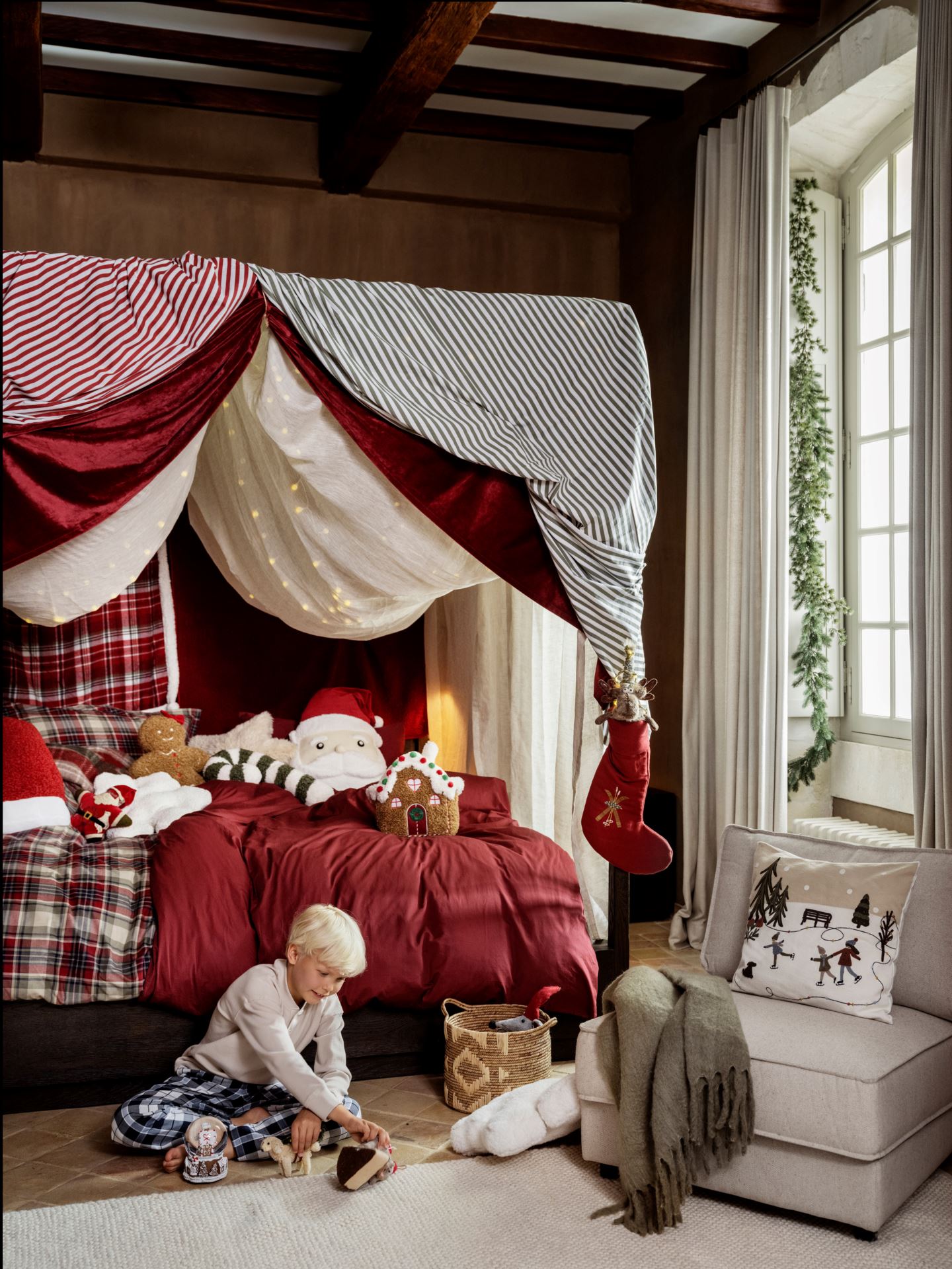 Påslakanset i satin mörkröd - 3