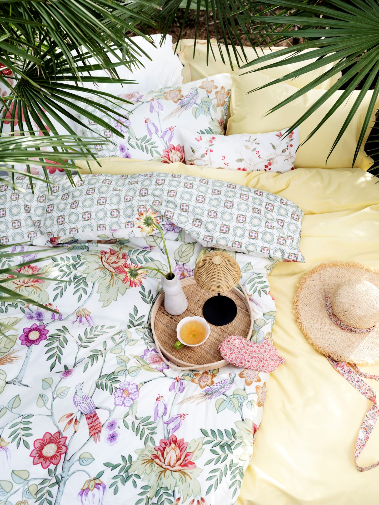 Påslakanset i satin ljusgul - 2