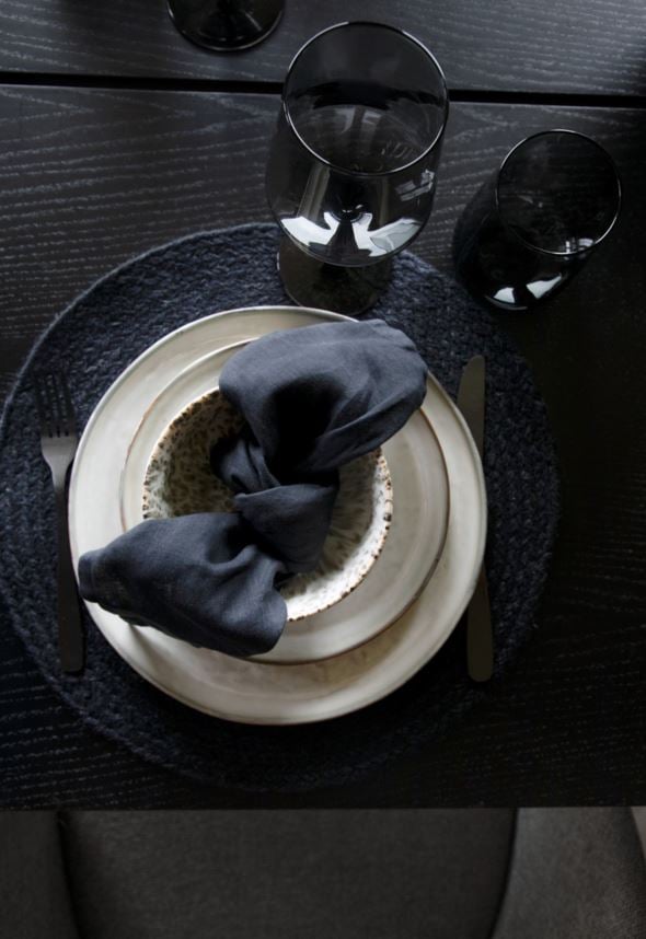 Linneservett svart - 4