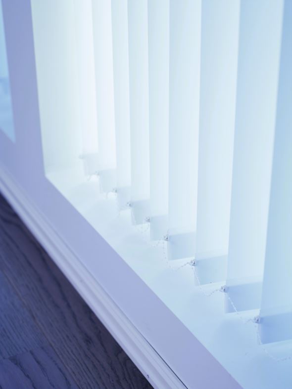 Mörkläggande lameller vit - 4