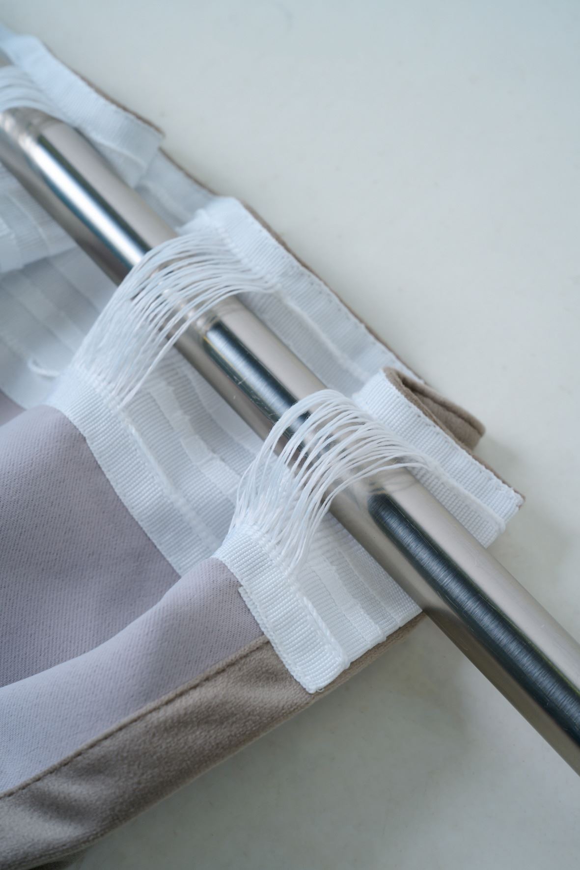 Ljusdämpande gardin taupe - 4