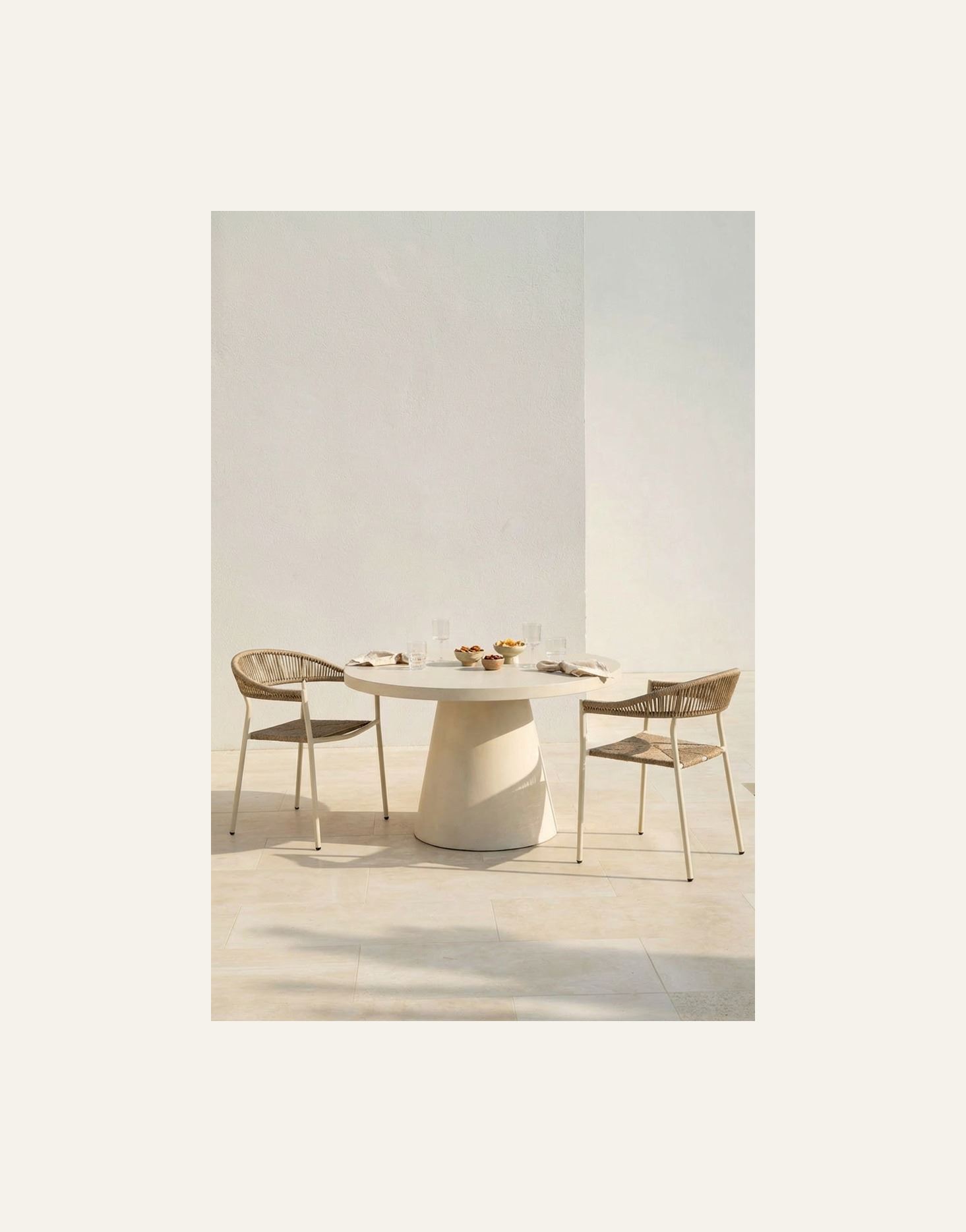 Trädgårdsbord creme - 2