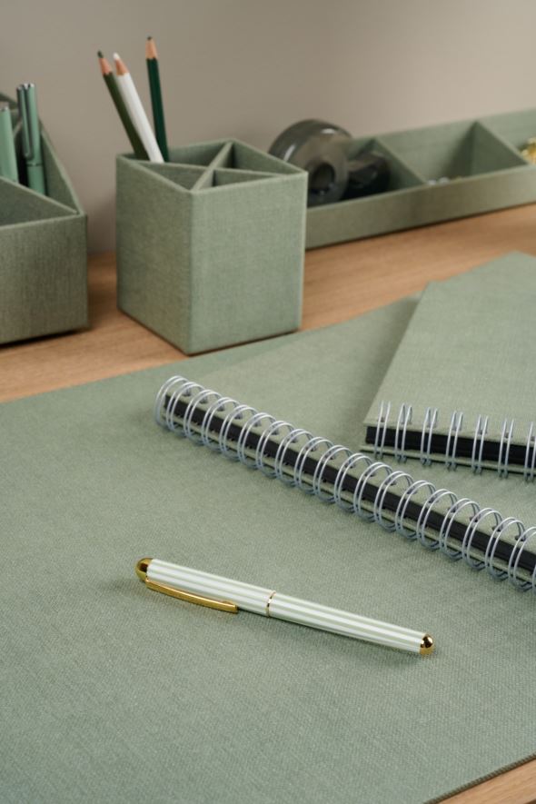 Skrivbordsunderlag ljusgrön - 2