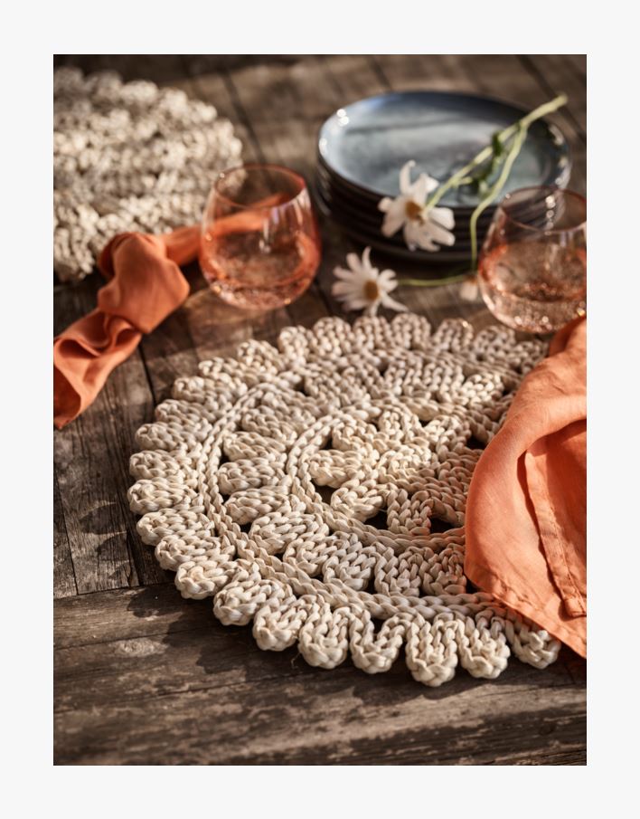 Bordstablett natur - 38x38x1,2 cm ø 38 natur - 1