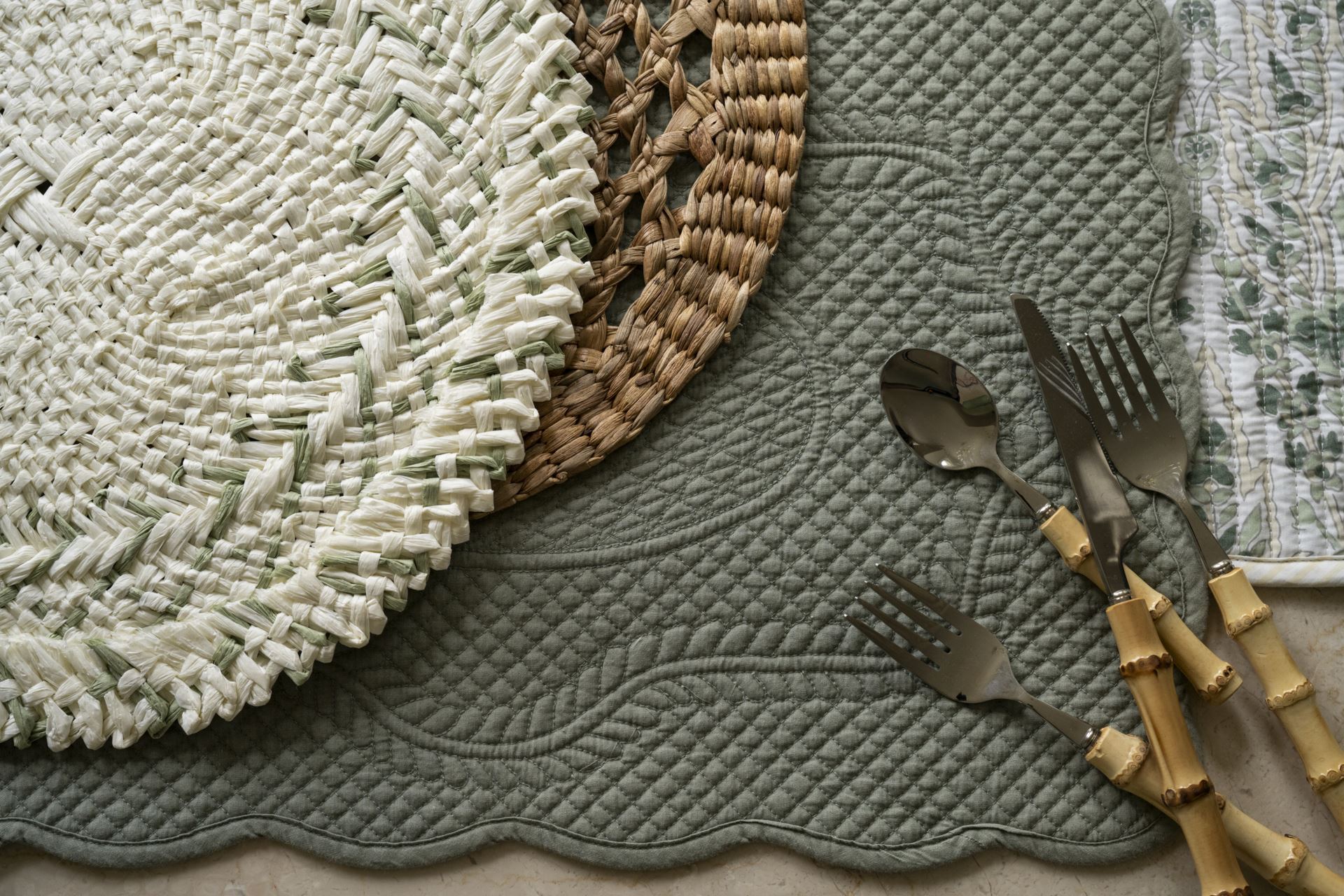 Bordstablett ljusgrön - 2