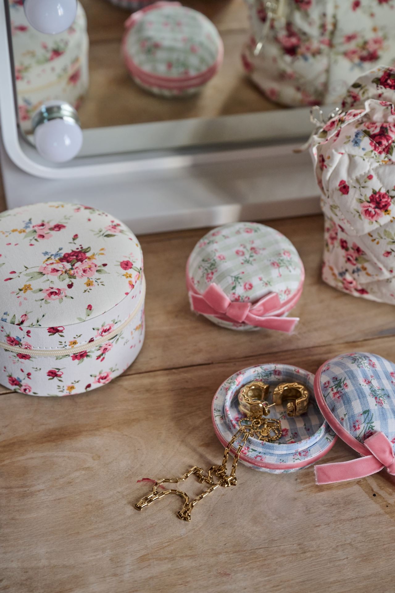 Smyckeskrin ljusblå - 2