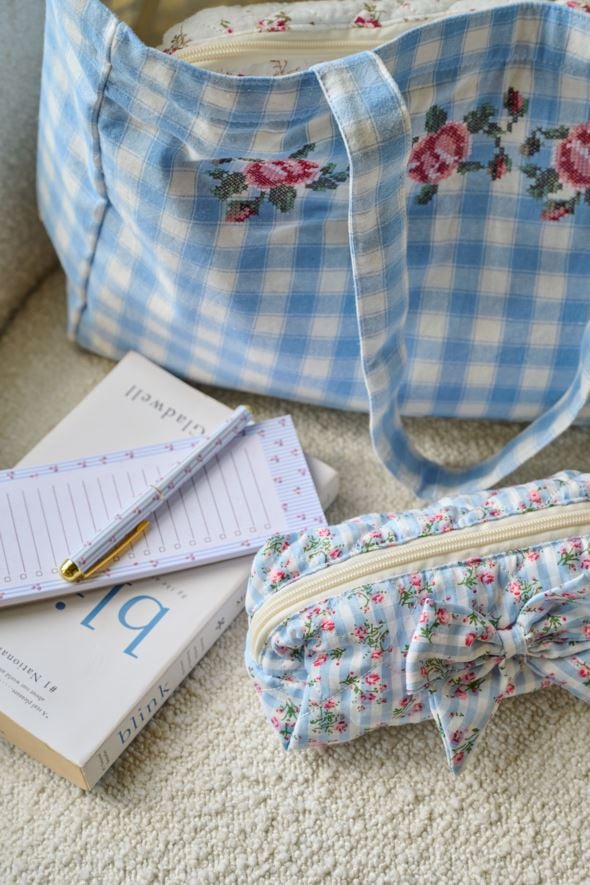 Pennfodral ljusblå - 2